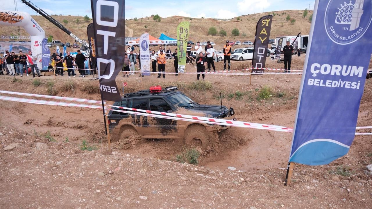 Çorum’da 7 ilden 32 aracın katıldığı off-road yarışı düzenlendi